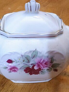 Vintage Windsor teapot